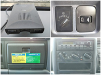 三菱ふそうキャンター平ボディ小型（2t・3t）[写真38]