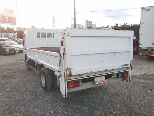 三菱ふそうキャンター平ボディ小型（2t・3t）[写真04]