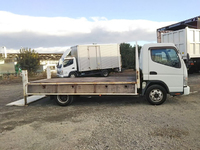 三菱ふそうキャンター平ボディ小型（2t・3t）[写真08]