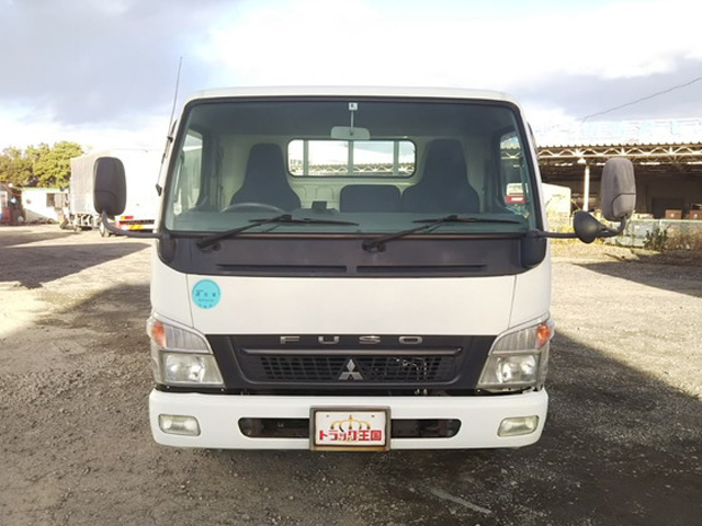 三菱ふそうキャンター平ボディ小型（2t・3t）[写真09]