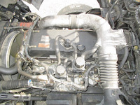 UDトラックスクオントレーラーヘッド（トラクターヘッド）大型（10t）[写真32]