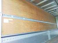 いすゞフォワードアルミウイング中型（4t）[写真13]