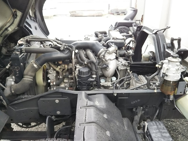 いすゞフォワードアルミウイング中型（4t）[写真27]