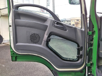 いすゞフォワードアルミウイング中型（4t）[写真30]