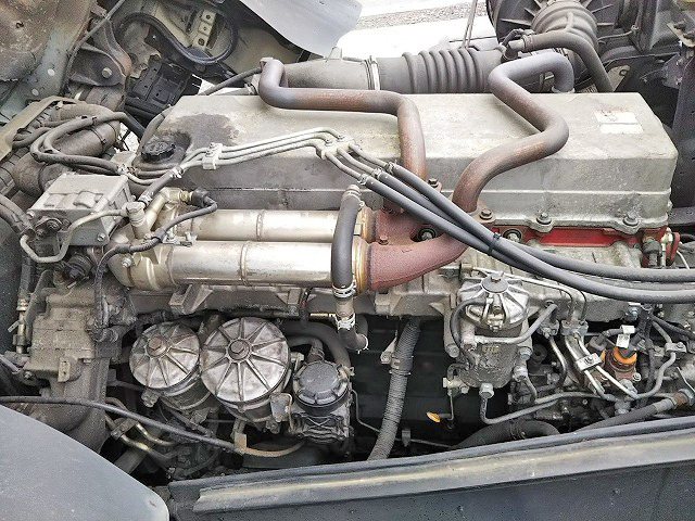 日野プロフィアトレーラーヘッド（トラクターヘッド）大型（10t）[写真21]