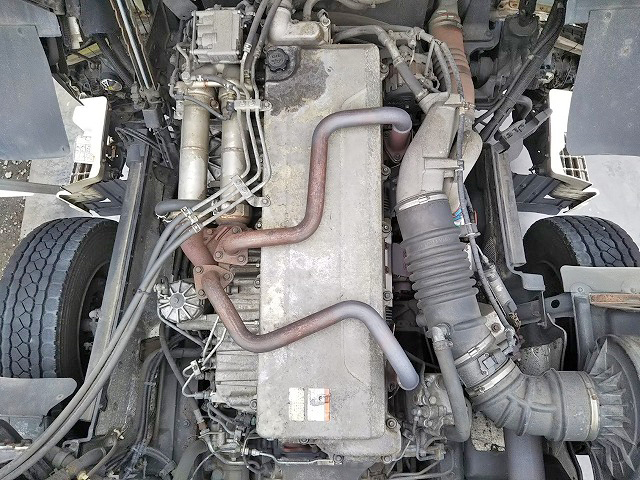 日野プロフィアトレーラーヘッド（トラクターヘッド）大型（10t）[写真23]