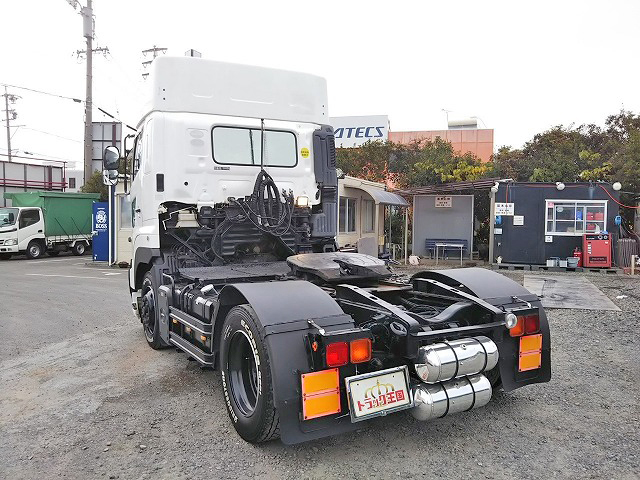 日野プロフィアトレーラーヘッド（トラクターヘッド）大型（10t）[写真04]