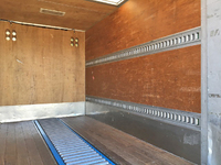 いすゞエルフアルミバン小型（2t・3t）[写真14]