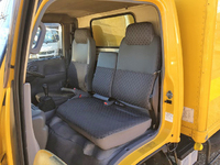 いすゞエルフアルミバン小型（2t・3t）[写真31]