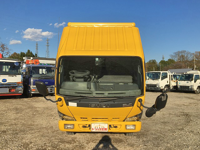 いすゞエルフアルミバン小型（2t・3t）[写真08]