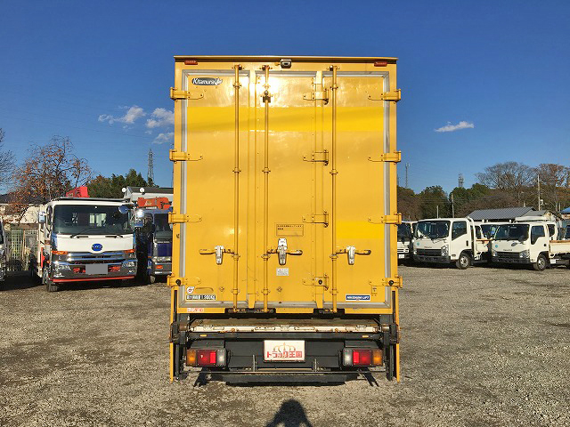 いすゞエルフアルミバン小型（2t・3t）[写真09]