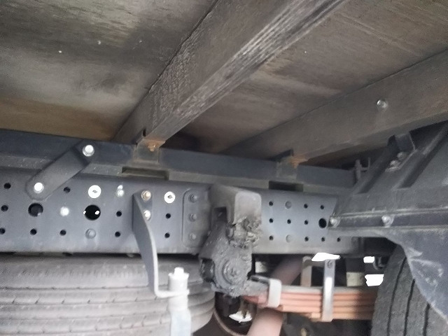 三菱ふそうキャンターオープントップバン小型（2t・3t）[写真19]