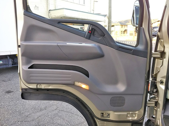 三菱ふそうキャンターオープントップバン小型（2t・3t）[写真26]