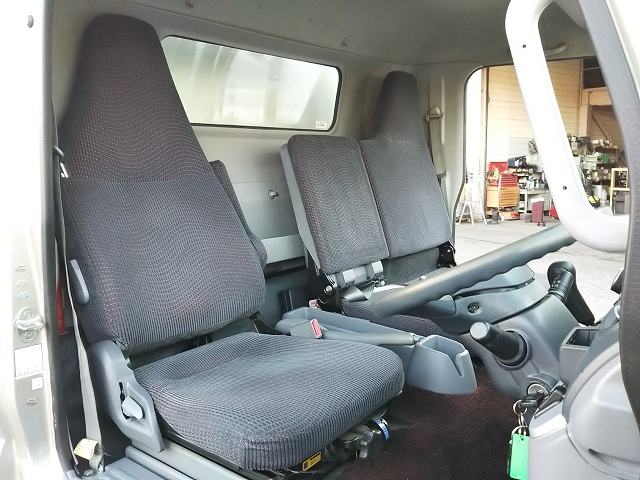 三菱ふそうキャンターオープントップバン小型（2t・3t）[写真29]