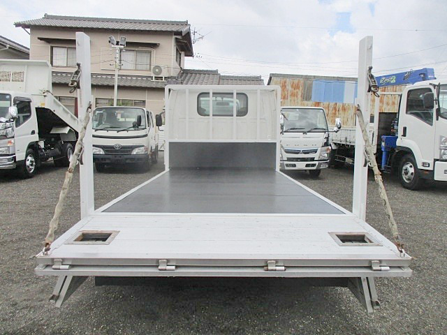 いすゞエルフアルミブロック小型（2t・3t）[写真11]