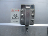 いすゞエルフアルミブロック小型（2t・3t）[写真16]