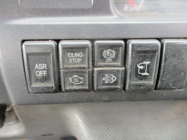 いすゞエルフアルミブロック小型（2t・3t）[写真27]