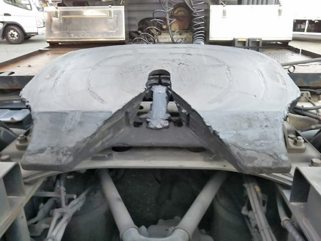 日野プロフィアトレーラーヘッド（トラクターヘッド）大型（10t）[写真13]