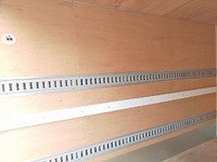 いすゞエルフアルミバン小型（2t・3t）[写真13]