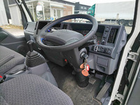 いすゞエルフアルミバン小型（2t・3t）[写真33]