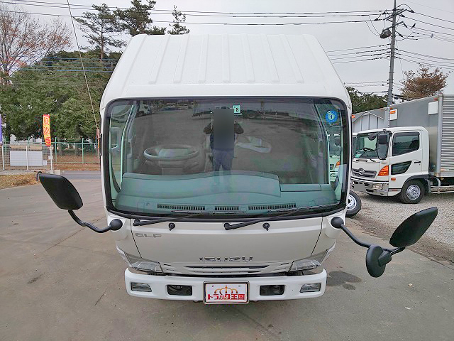 いすゞエルフアルミバン小型（2t・3t）[写真08]