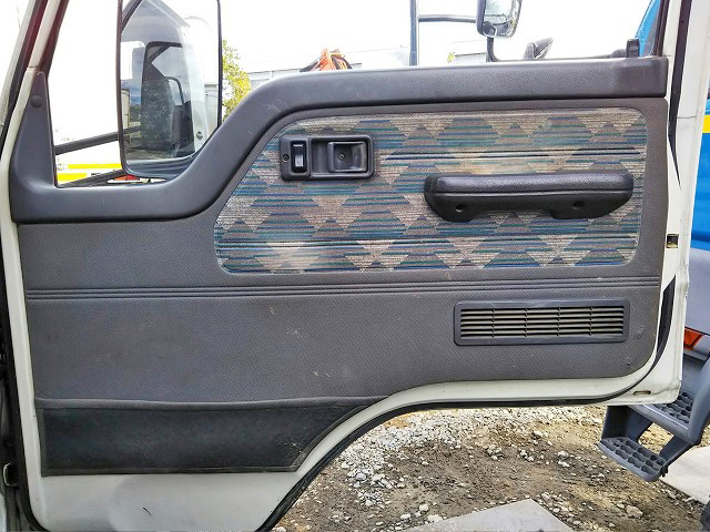 マツダタイタンセーフティローダー小型（2t・3t）[写真28]