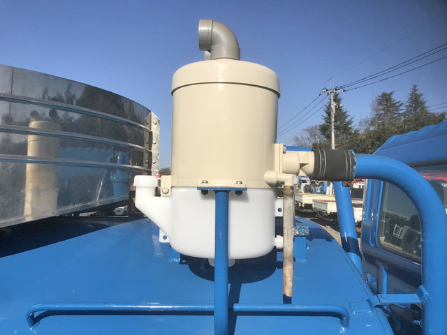 日野レンジャーバキュームカー中型（4t）[写真15]