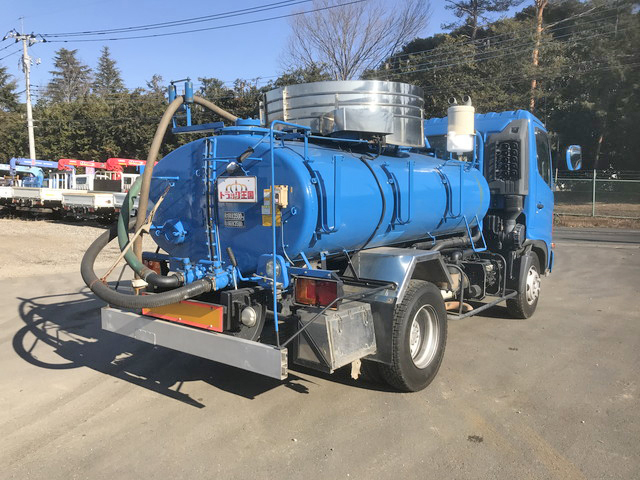 日野レンジャーバキュームカー中型（4t）[写真02]