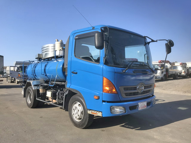 日野レンジャーバキュームカー中型（4t）[写真03]