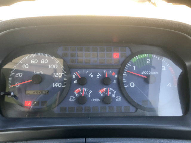 日野レンジャーバキュームカー中型（4t）[写真37]