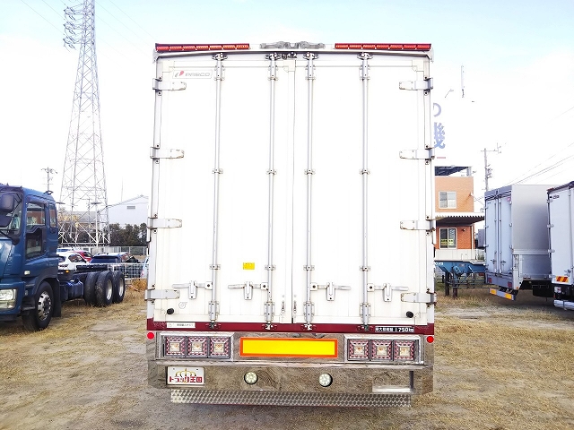 三菱ふそうファイターアルミウイング中型（4t）[写真12]