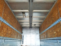 三菱ふそうファイターアルミウイング中型（4t）[写真17]