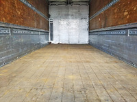 三菱ふそうファイターアルミウイング中型（4t）[写真18]