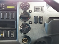 三菱ふそうファイターアルミウイング中型（4t）[写真36]