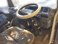 いすゞエルフ平ボディ小型（2t・3t）[写真14]