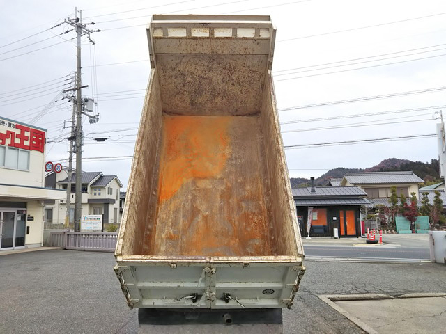 いすゞエルフ深ダンプ（土砂禁ダンプ）小型（2t・3t）[写真12]