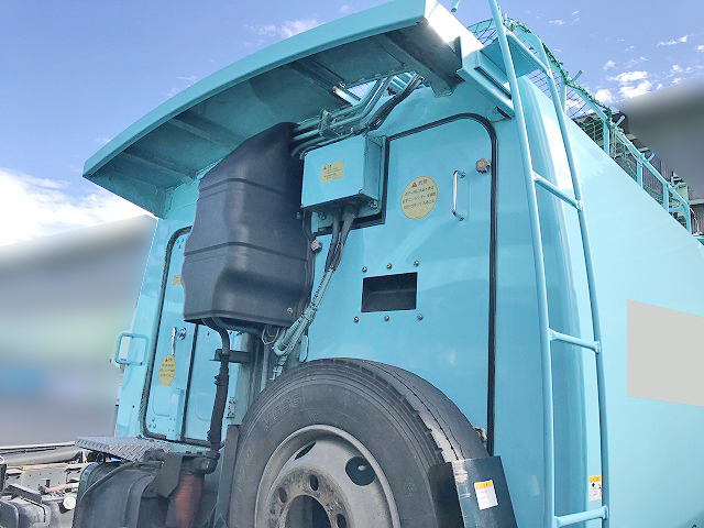 三菱ふそうファイターパッカー車（塵芥車）中型（4t）[写真10]