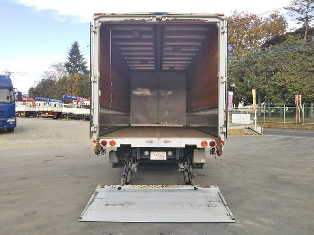 いすゞフォワードアルミウイング中型（4t）[写真11]