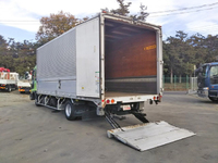 いすゞフォワードアルミウイング中型（4t）[写真02]