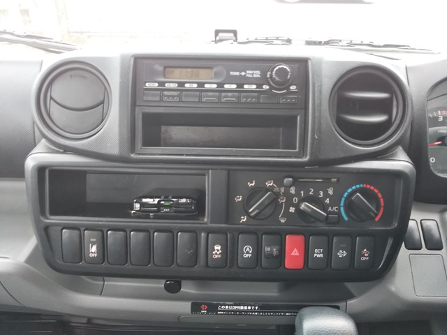 トヨタトヨエース平ボディ小型（2t・3t）[写真38]