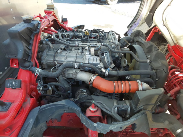 三菱ふそうキャンターアルミバン小型（2t・3t）[写真23]