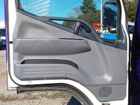 三菱ふそうキャンターアルミバン小型（2t・3t）[写真25]