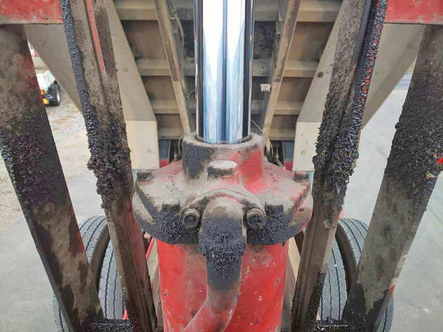 いすゞギガダンプ大型（10t）[写真15]