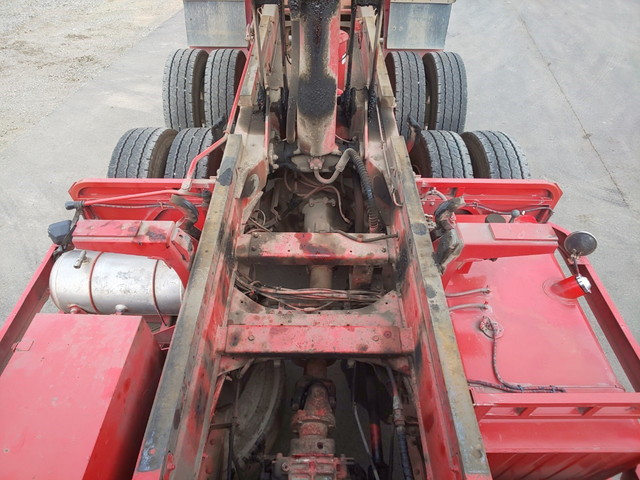 いすゞギガダンプ大型（10t）[写真16]