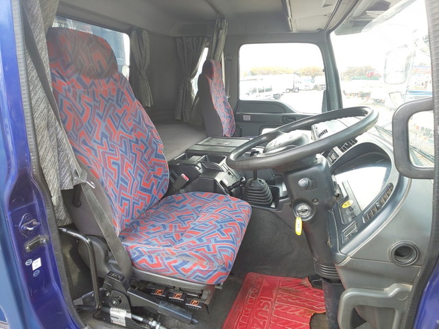 いすゞギガダンプ大型（10t）[写真28]