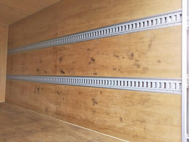 トヨタダイナアルミバン小型（2t・3t）[写真12]