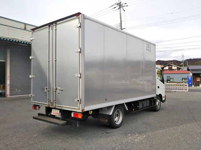 トヨタダイナアルミバン小型（2t・3t）[写真02]