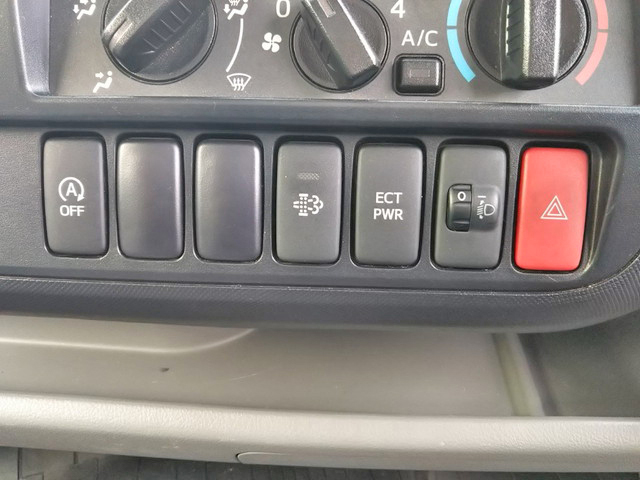 トヨタダイナアルミバン小型（2t・3t）[写真36]