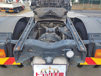 UDトラックスクオントレーラーヘッド（トラクターヘッド）大型（10t）[写真10]