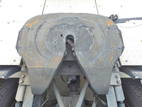 UDトラックスクオントレーラーヘッド（トラクターヘッド）大型（10t）[写真11]